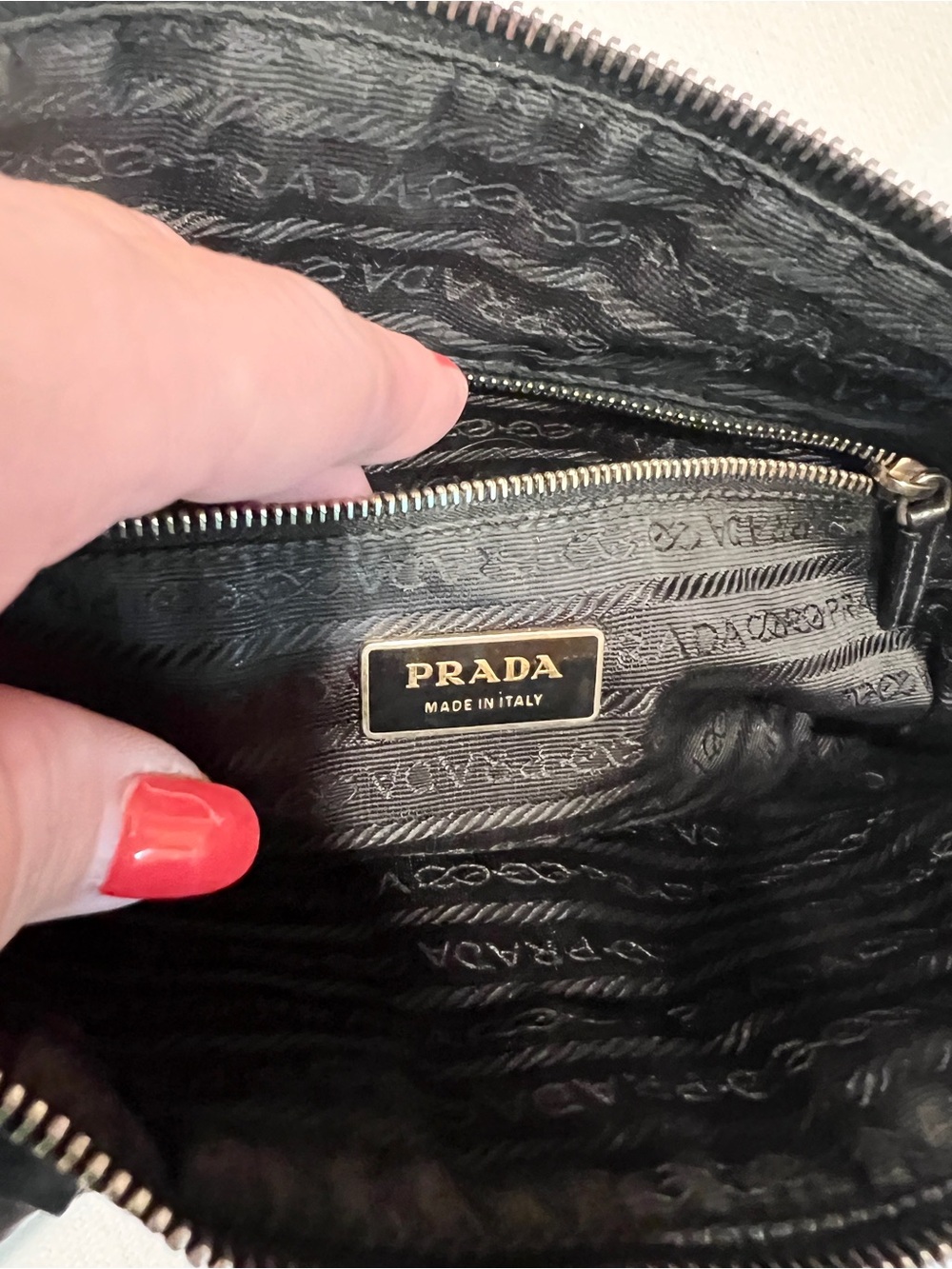 PRADA!⭐️Black Nylon and leather Bag with Gold Hardware - Picture 11 of 11
